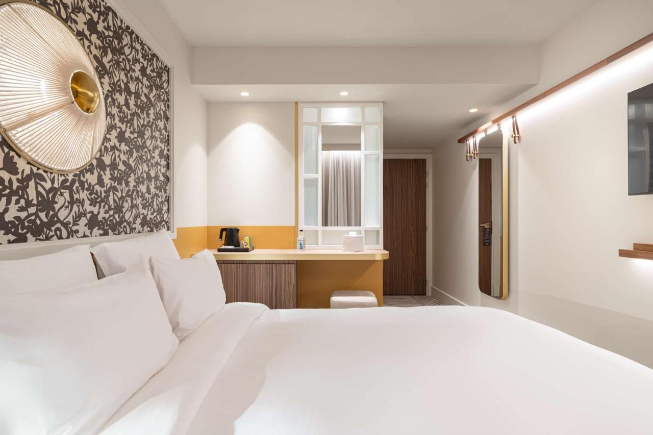 Hotel Yac Paris Clichy, A Member Of Radisson Individuals 외부 사진
