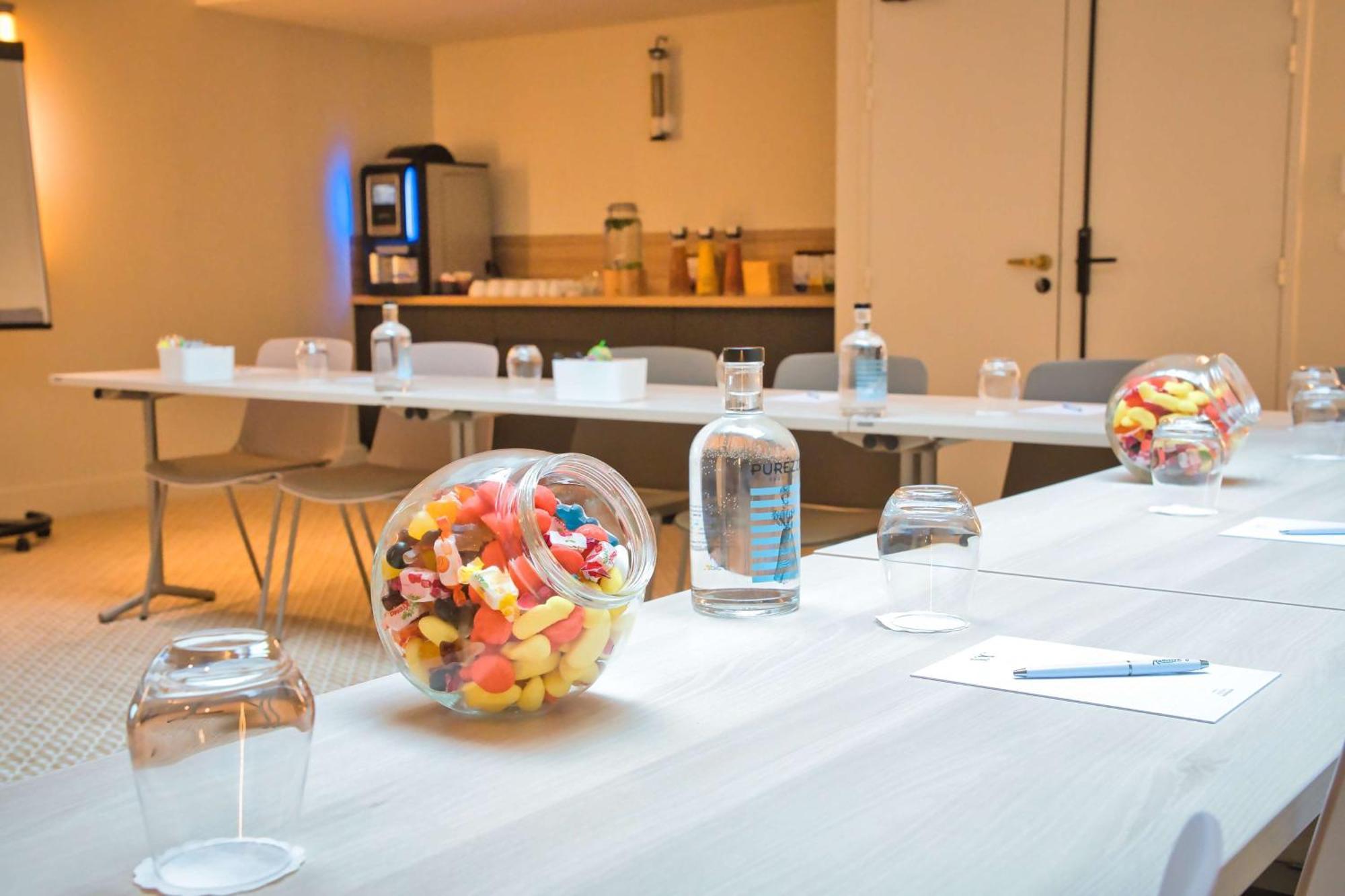 Hotel Yac Paris Clichy, A Member Of Radisson Individuals 외부 사진