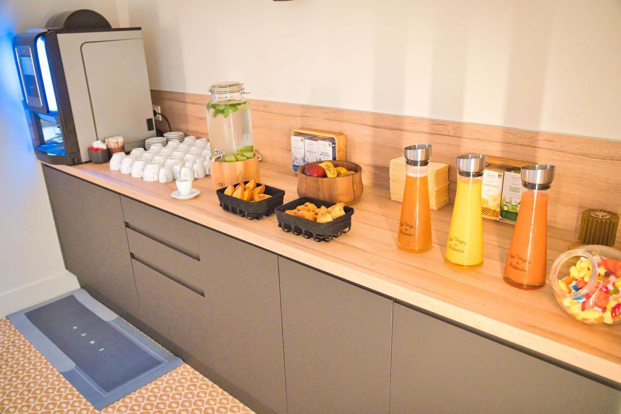 Hotel Yac Paris Clichy, A Member Of Radisson Individuals 외부 사진